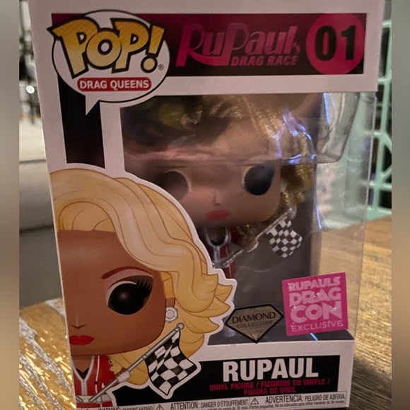 Pop! Drag Queens RuPaul
